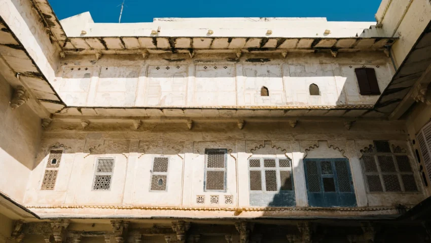 Construction Detailing Reflects