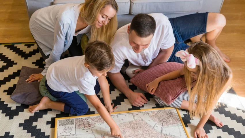 family checking layout map