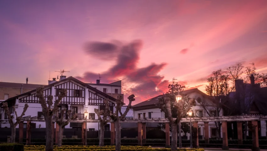 beautiful-shot-houses-pamplona-spain-with-scenery-sunset-background