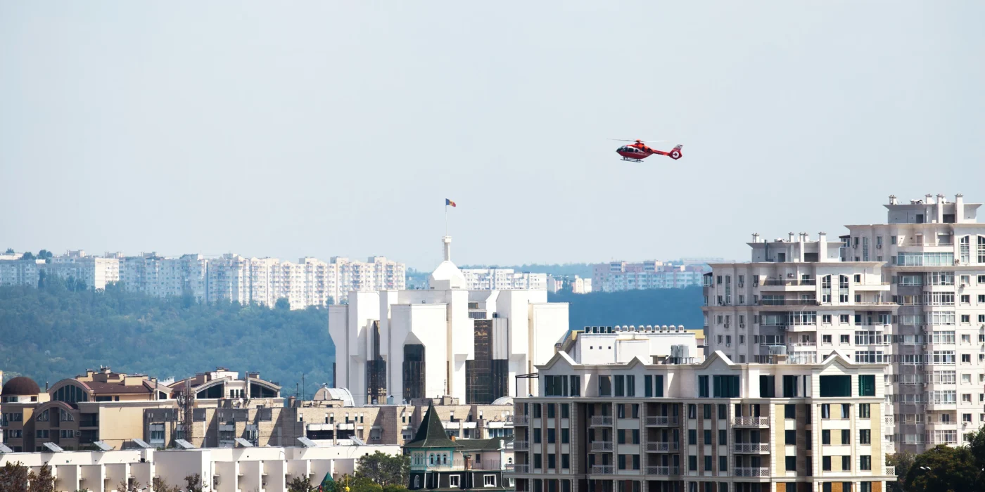 helicopter-flying-presidency-high-residential-buildings-chisinau-moldova